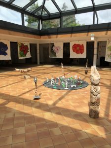 vue de l'espace lumineux du centre culturel d'Ablon